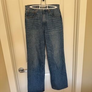 Aritzia Farrah jeans size 27